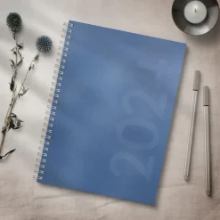 Burde Kalenterit></noscript>Kalenteri 2024 Business Savanna Sininen