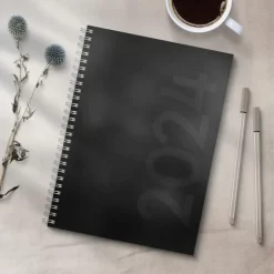 Burde Kalenterit></noscript>Kalenteri 2024 Business Savanna Musta