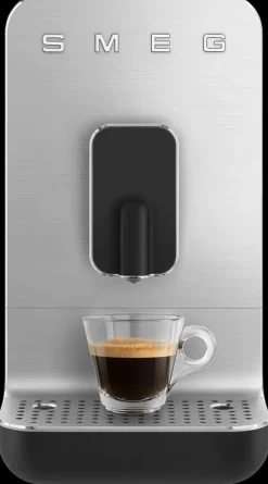 Smeg Kahvi Ja Tee<Bcc01Blmeu Kahviautomaatti, Musta
