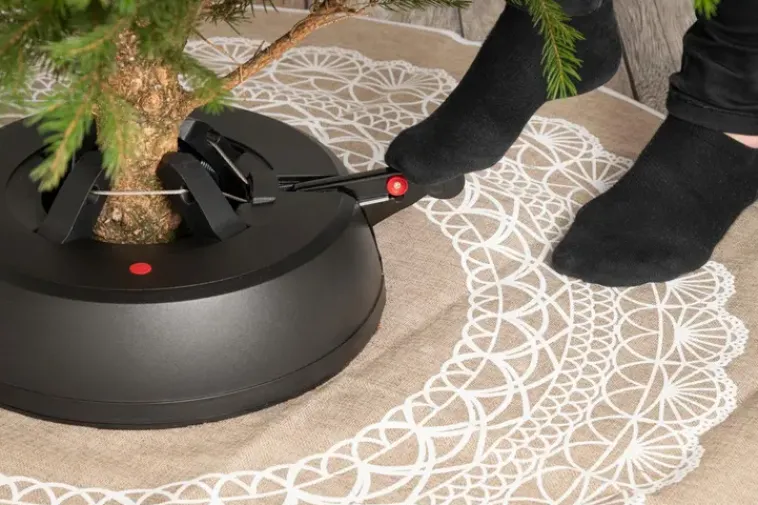 Winteria Sesonkijuhlatarvikkeet>Kuusenjalka Automaatti Medium